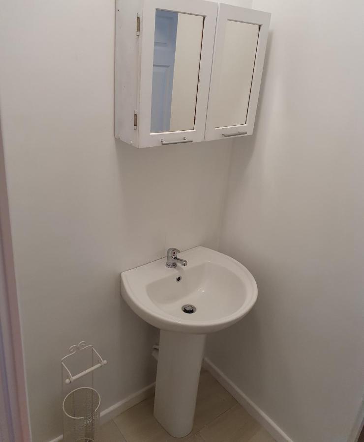17A Db Airbnb Wexford Exterior photo