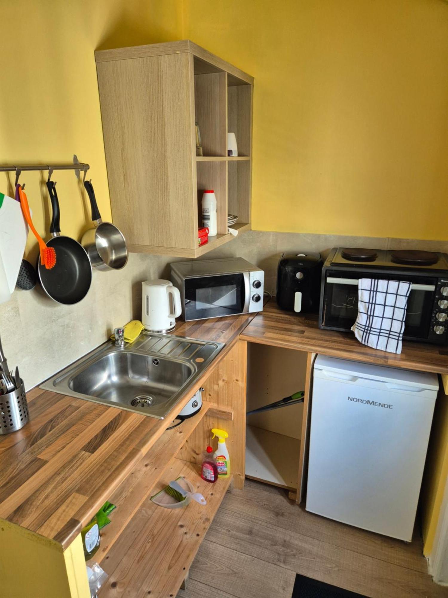 17A Db Airbnb Wexford Exterior photo